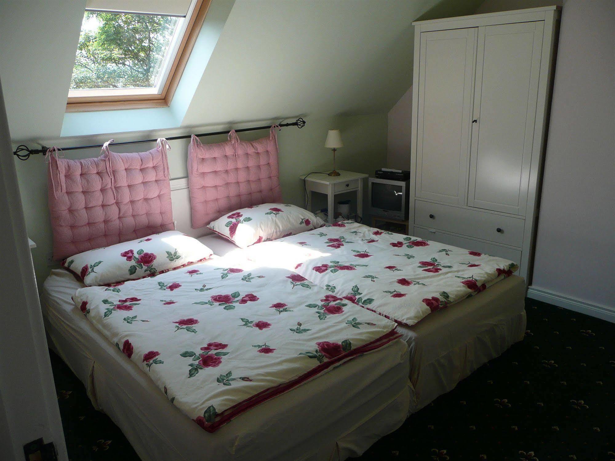 Eagle's Nest Bed & Breakfast Lettermacaward
